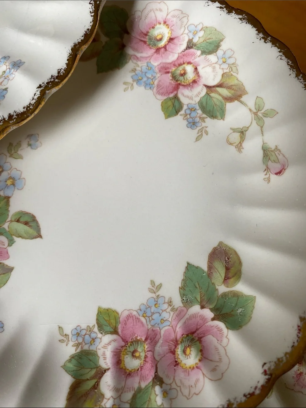 Vtg Limoge China Rose Scalloped 7 1/4” Dessert/Bread/Salad Plates set of 8